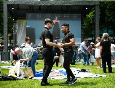 Couple Dancing with Aga Bohun