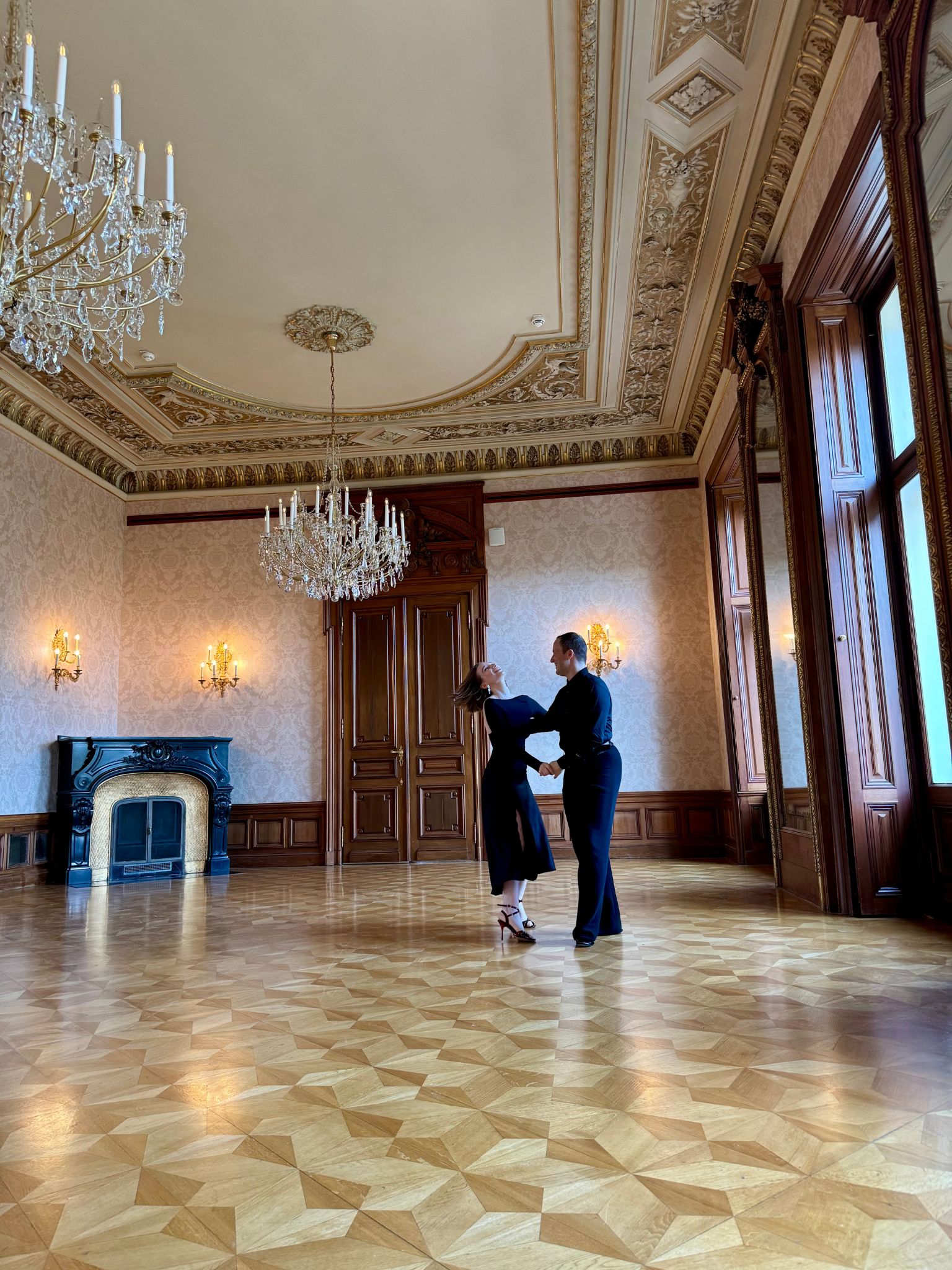 Viennese Waltz Workshop for One Couple