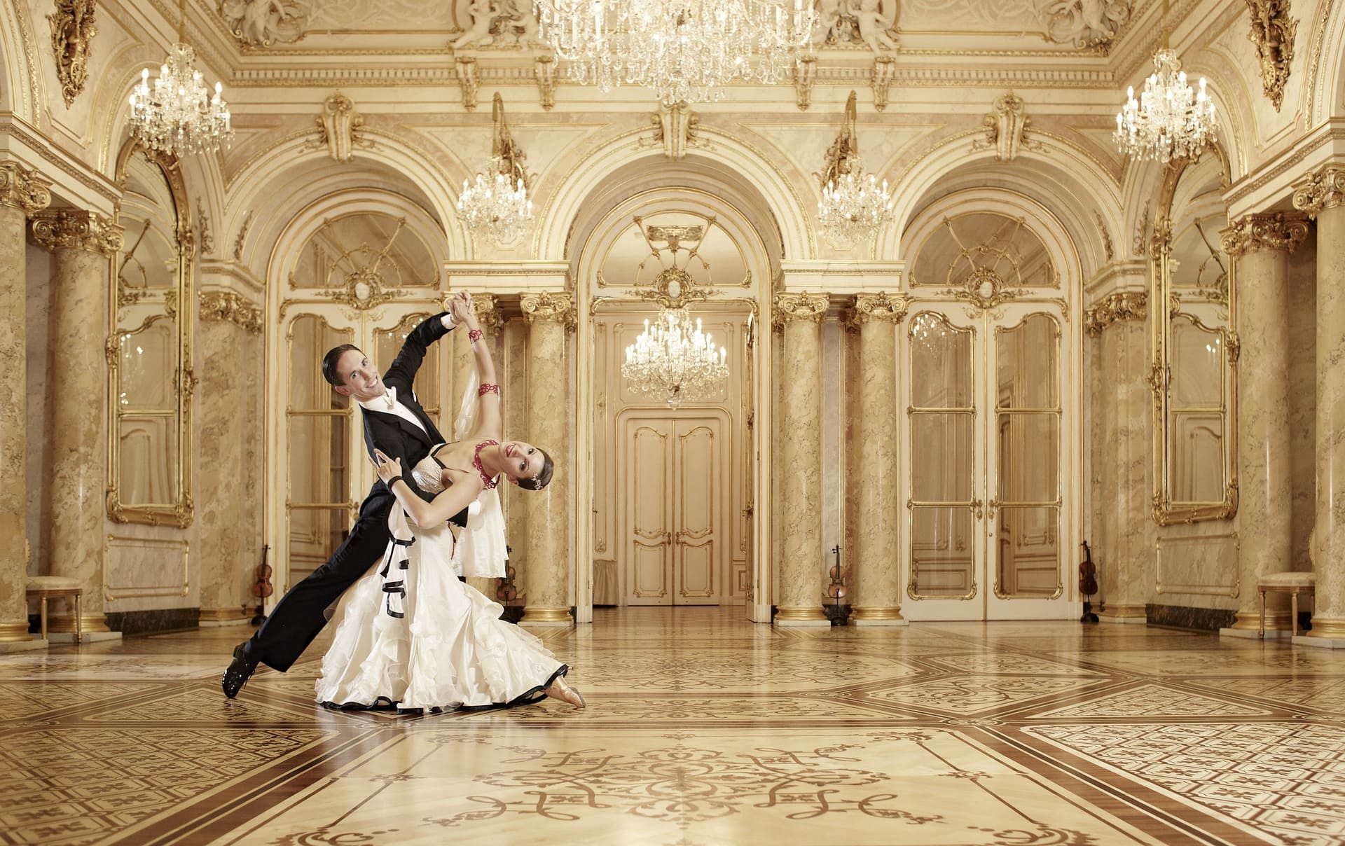 14 Years of Waltz in Vienna: Celebrate with Our Viennese Waltz Nostalgia Gift
