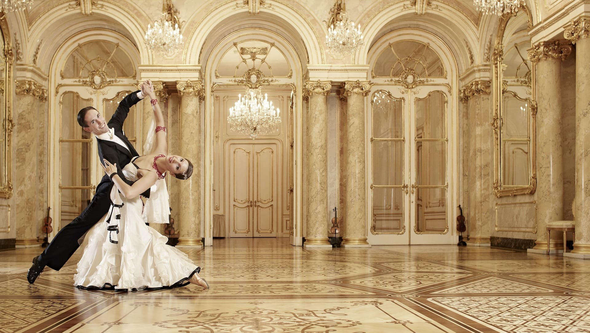 event-entertainment-viennese-waltz-palais-coburg-1 (2) (1) (1)