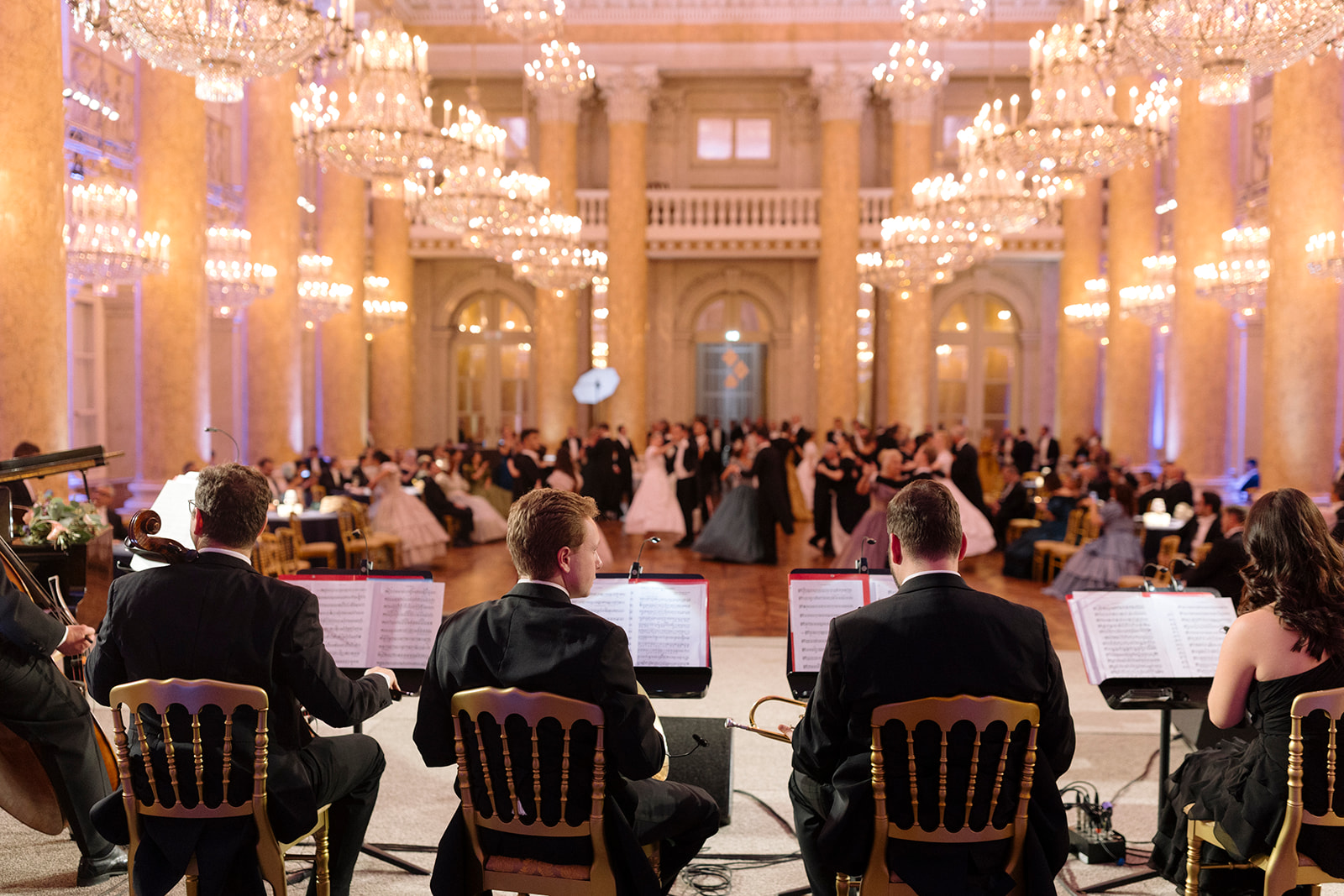 private-classical-concert-waltz-in-vienna (1) (1) Viennese Ball Entertainment